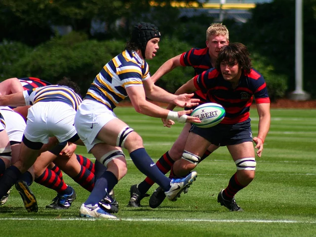 What American colleges play rugby?